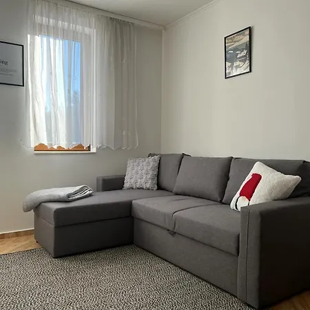 Cozy Ski-to-door Apartment, Monastery 3 Complex * Παμπόροβο