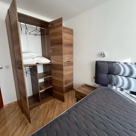 Cozy Ski-to-door Apartment, Monastery 3 Complex شقة
