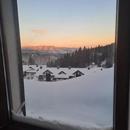 Cozy Ski-to-door Apartment, Monastery 3 Complex شقة *