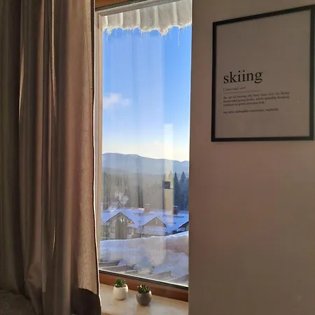 Cozy Ski-to-door Apartment, Monastery 3 Complex