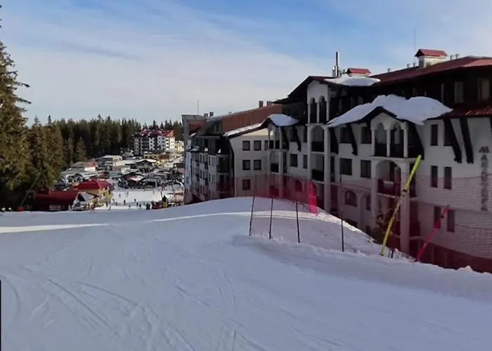 Cozy Ski-to-door Apartment, Monastery 3 Complex Apartament Pamporovo